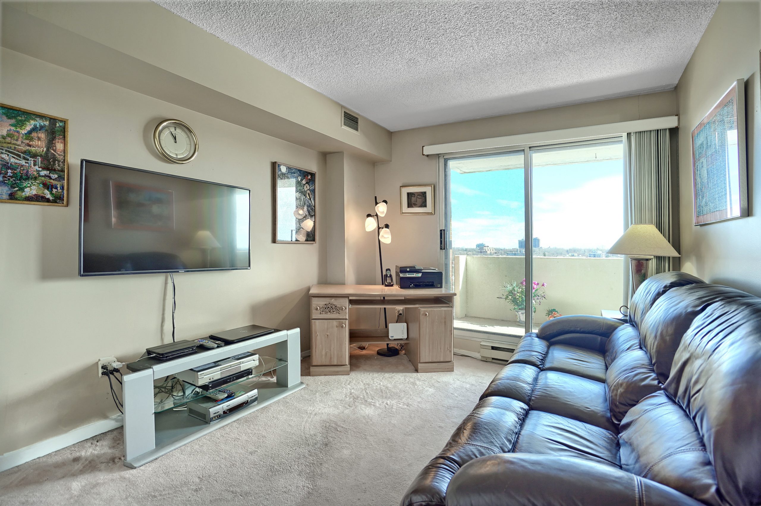 6950 Cote Saint Luc Road 1008 Sandra Zelikovic Real Estate