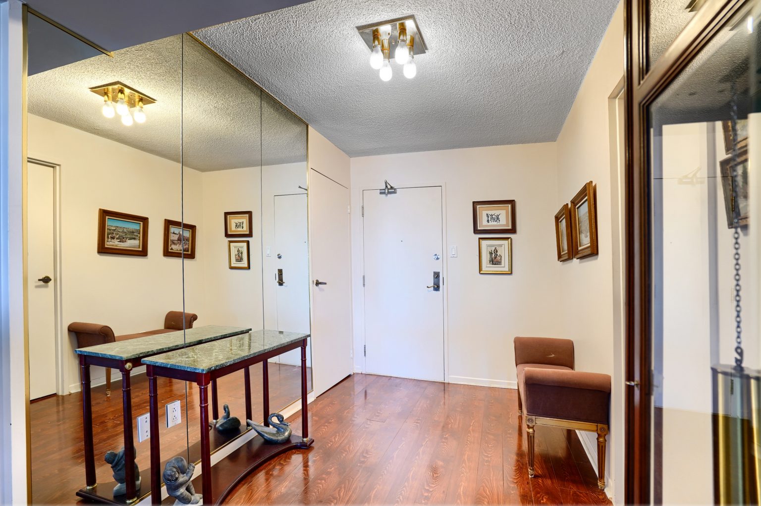 6950 Cote Saint Luc Road 1008 Sandra Zelikovic Real Estate